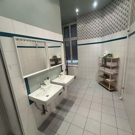 Grosse Schoene In Friedrichshain- Samaritakiez Apartment