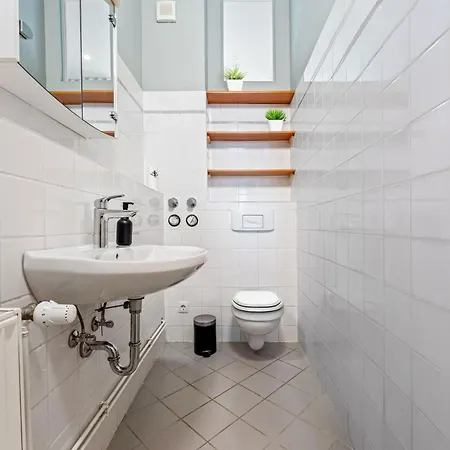 Grosse Schoene In Friedrichshain- Samaritakiez Apartment Berlin